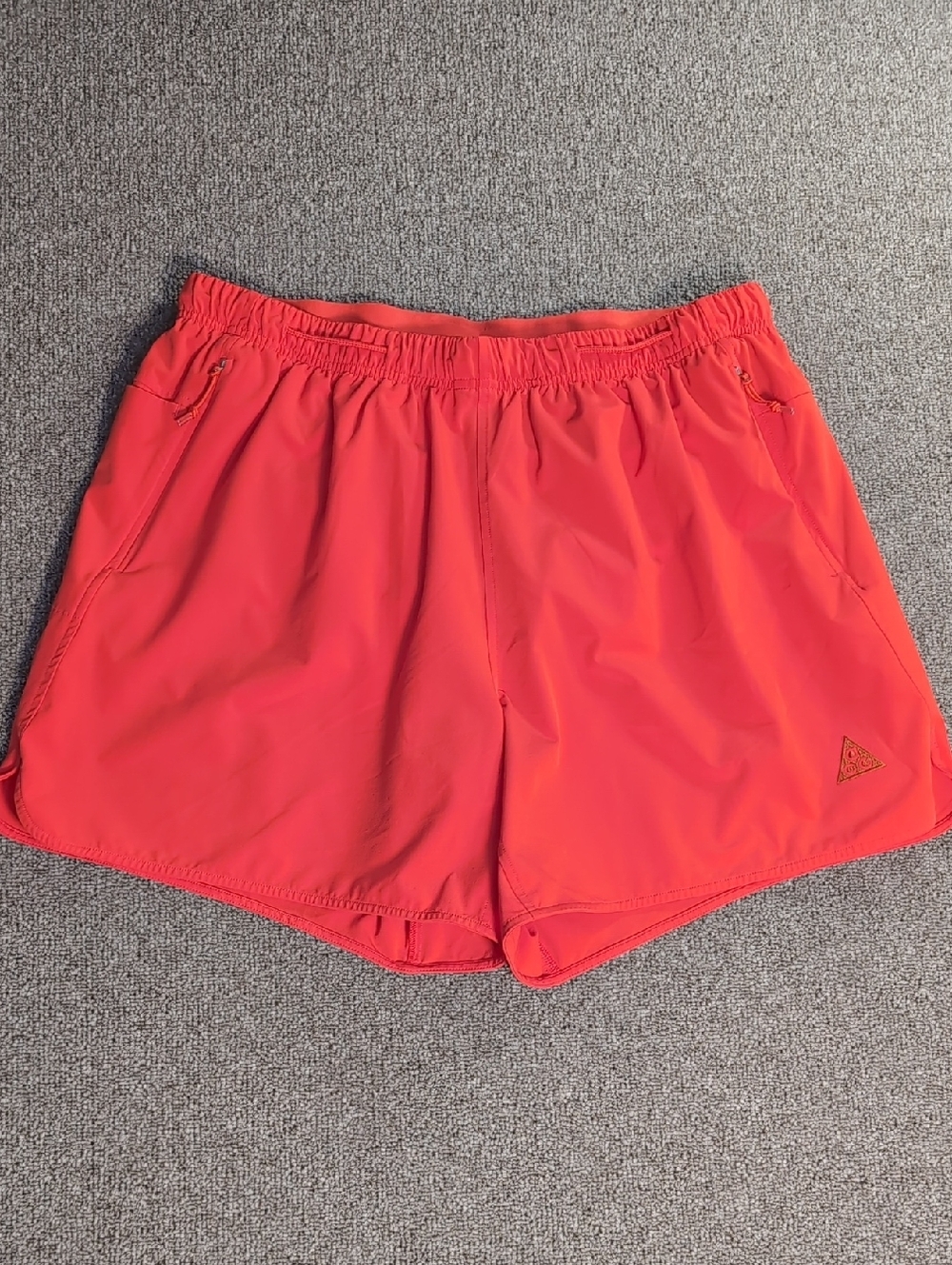 Nike ACG New Sands Trail Running / Hiking Shorts Size XL in Blaze - Picture 4 of 14
